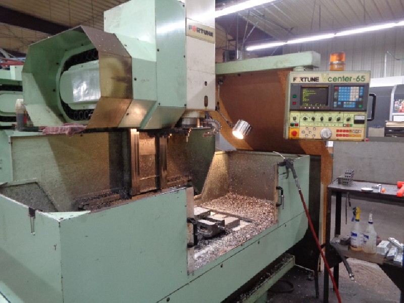 1991 Victor Fortune V-Center 65 CNC Vertical Machining Center - Stock #1266, photo 1 of 2
