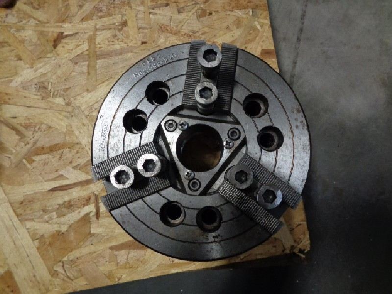 6" Howa (3) Jaw Hydraulic Chuck - Stock #1037, photo 1 of 2